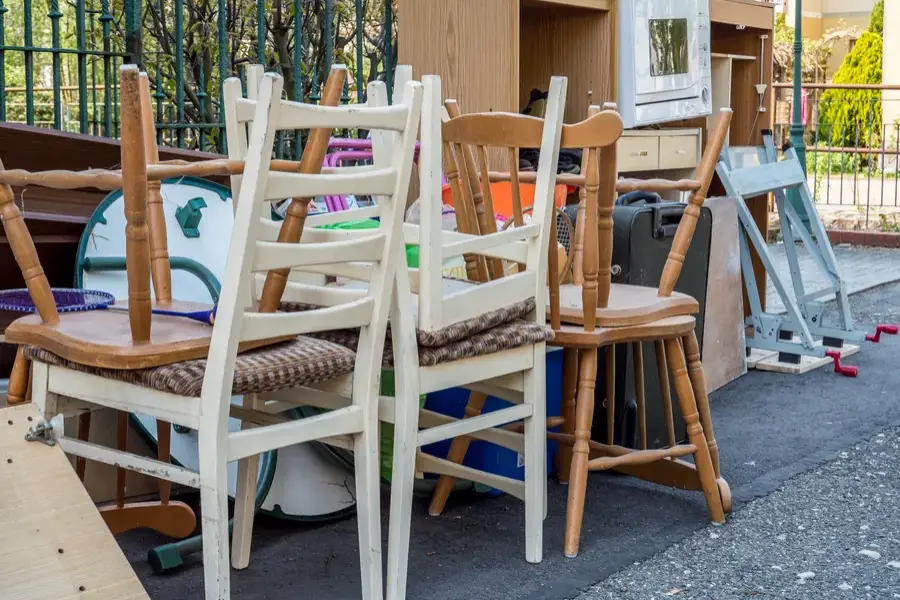 Benefits Of Hiring Experts For Old Furniture Disposal Flowery Branch, GA